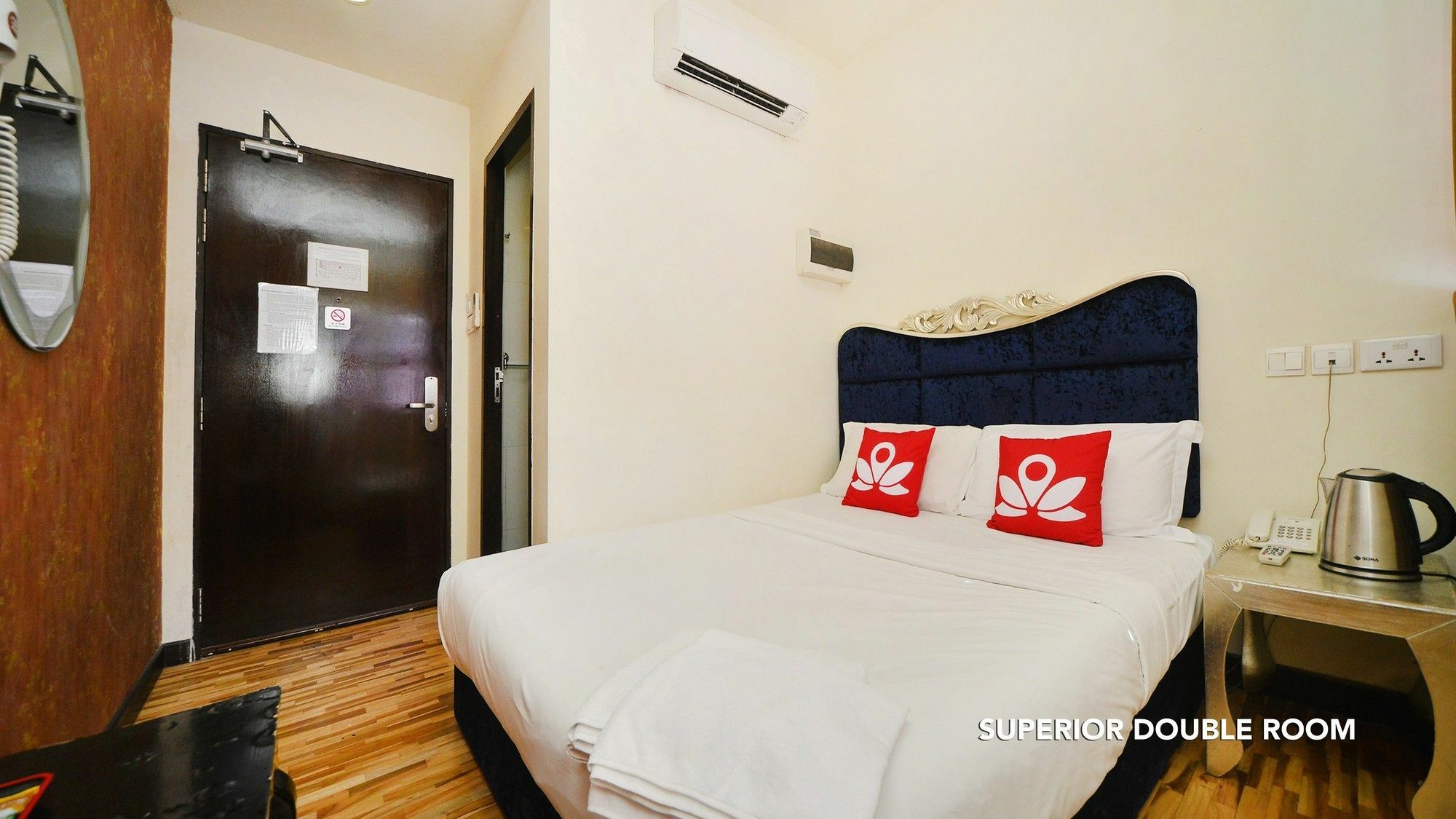 Zen Rooms Jinshan Hotel Сингапур Экстерьер фото